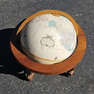 STUNNING VINTAGE 12" VINTAGE GLOBE